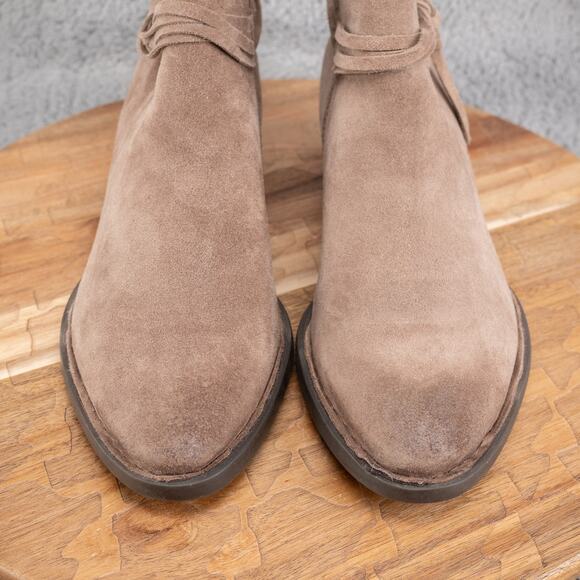 Born Womens Isobelle Boots Size 8.5 Gray Suede Distresed Booties Low Heel Fringe - Picture 3 of 8